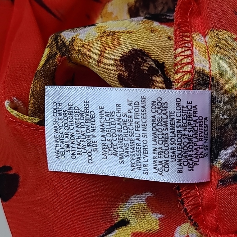 KUT from the Kloth Sleeveless Faux Floral Wrap Blouse Size Large - Picture 12 of 12